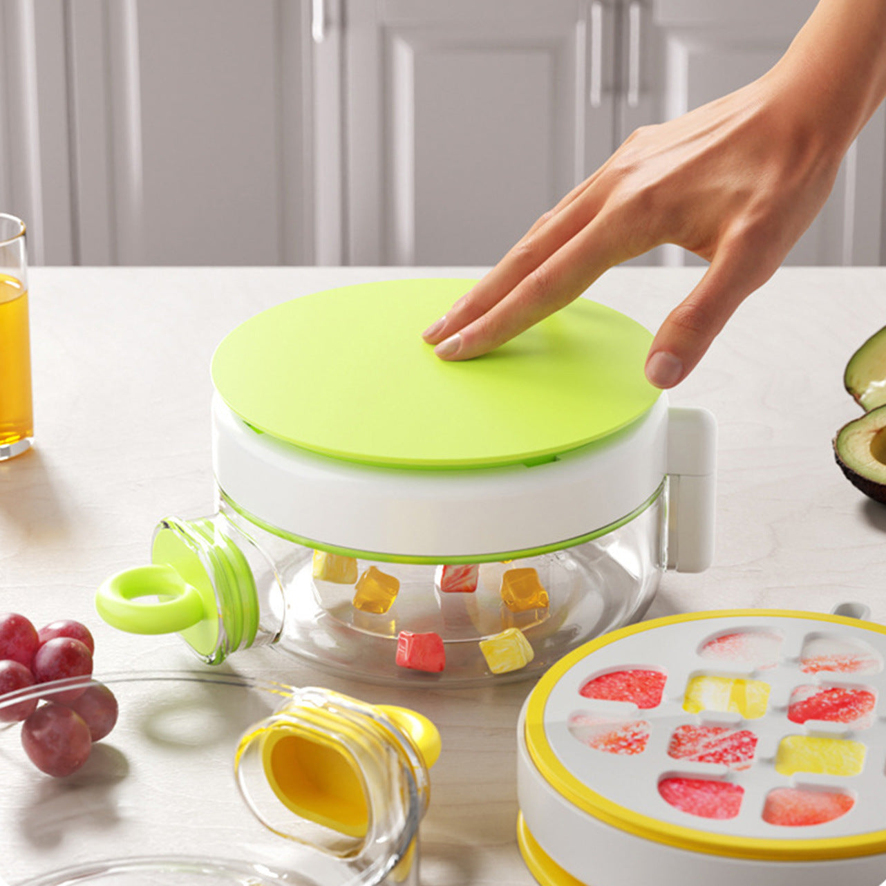 Summer Ice Cube Tray 2 In1 Ice Tray And Water Bottle For Ice Maker Silicone Ice Cube Portable Kettle Reusable Icecup Kitchen Gadgets